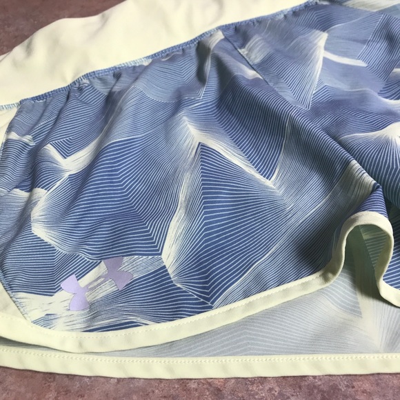 UA shortie Speed pocket running shorts 1321806 - Picture 2 of 12